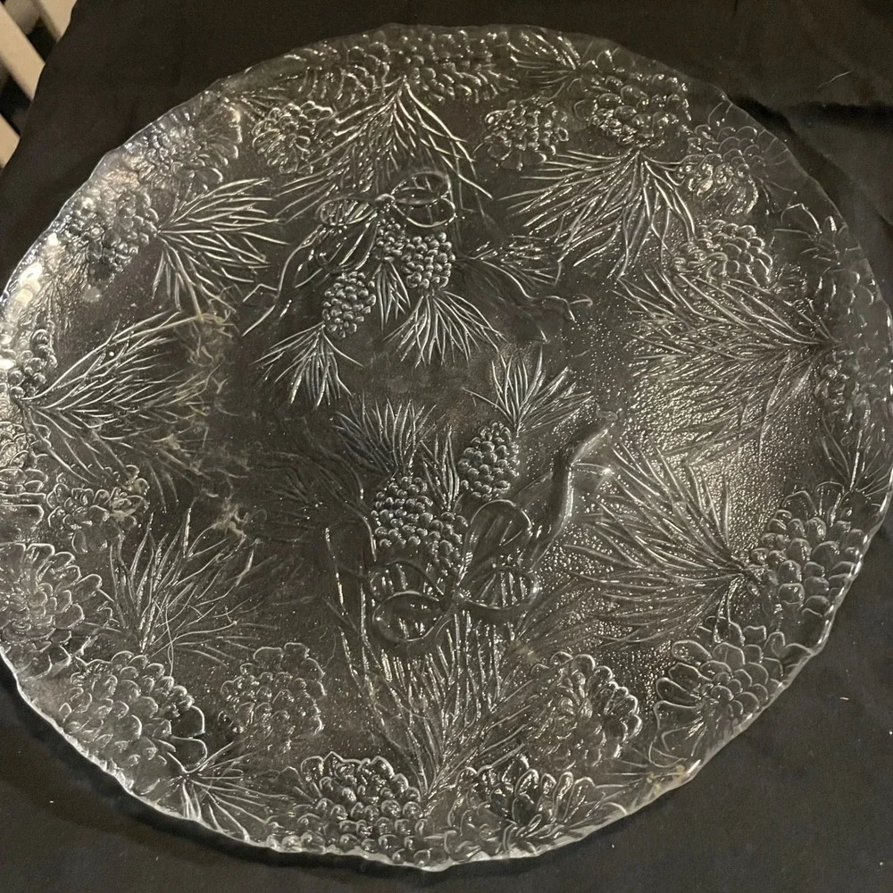 Embossed Glass Serving Platter Pine Cones Winter Christmas‎ Holiday Decor